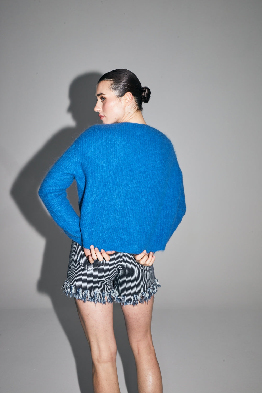 Le Cardigan Angelo Baby Alpaga Bleu Roi Fabriqué En Italie
