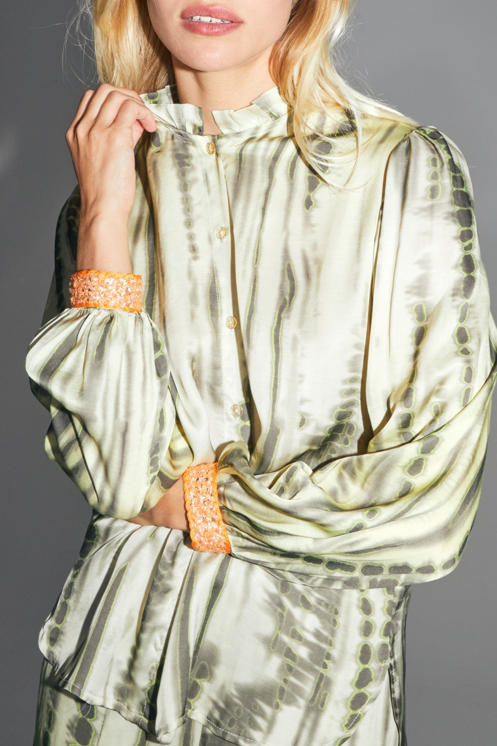 La Chemise Darline Imprimé Classy Tie And Dye Fabriquée En Italie