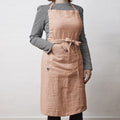 Soline - Tablier Ajustable - Lin Lavé - Vieux Rose