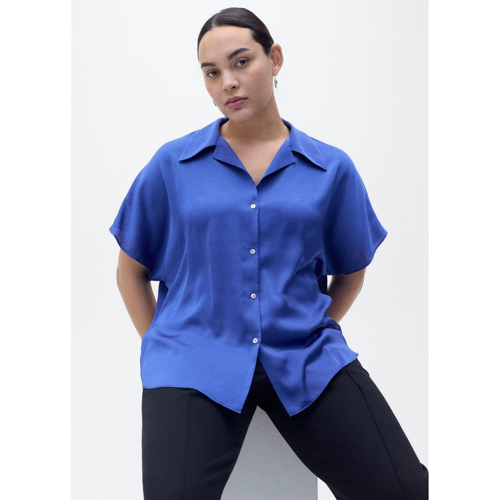 Camisa Satinada Manga Corta