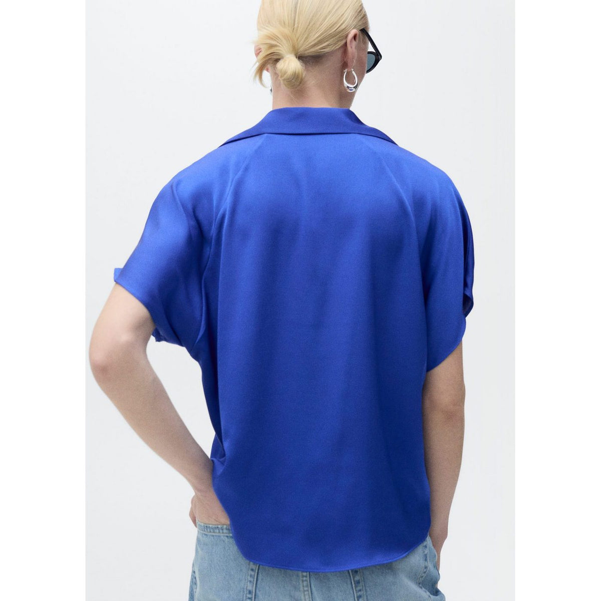 Camisa Satinada Manga Corta