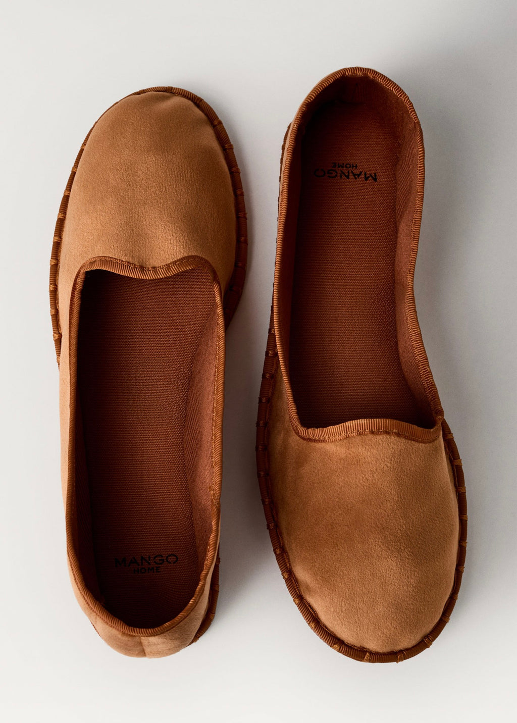 Chaussons En Velours