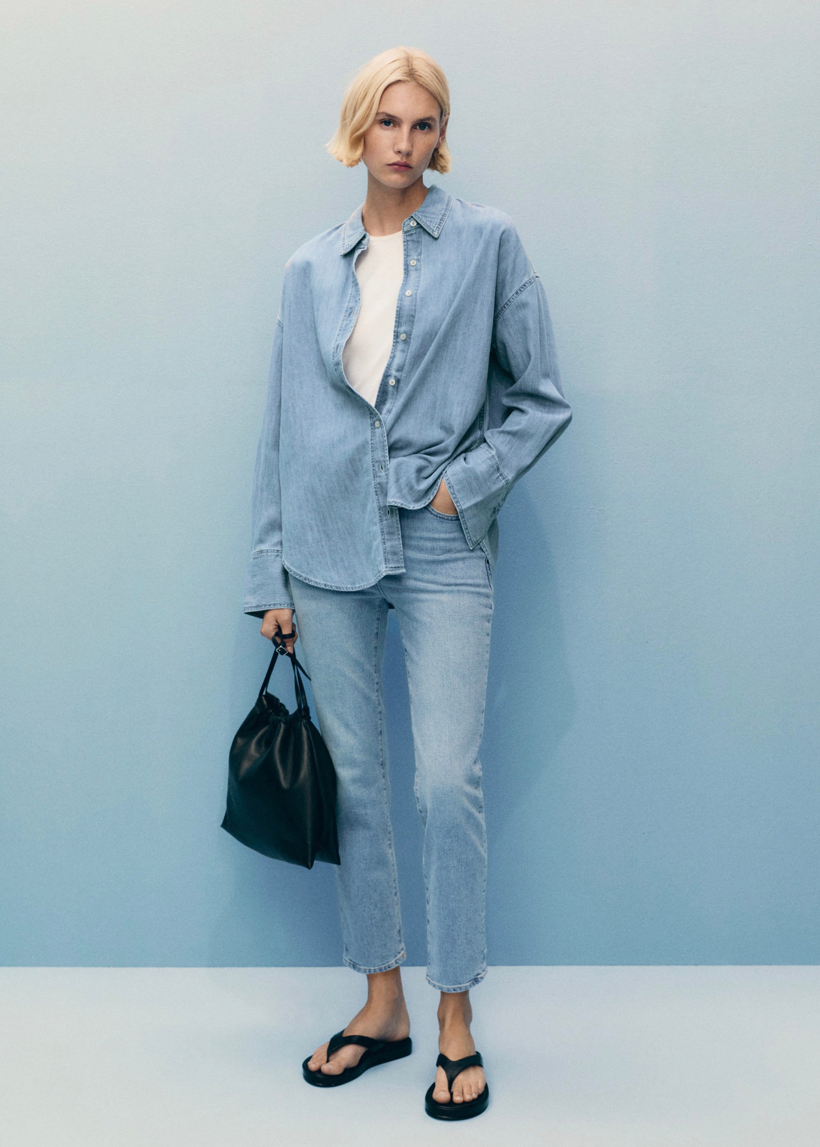 Jean Claudia Slim Crop - Medium Blue