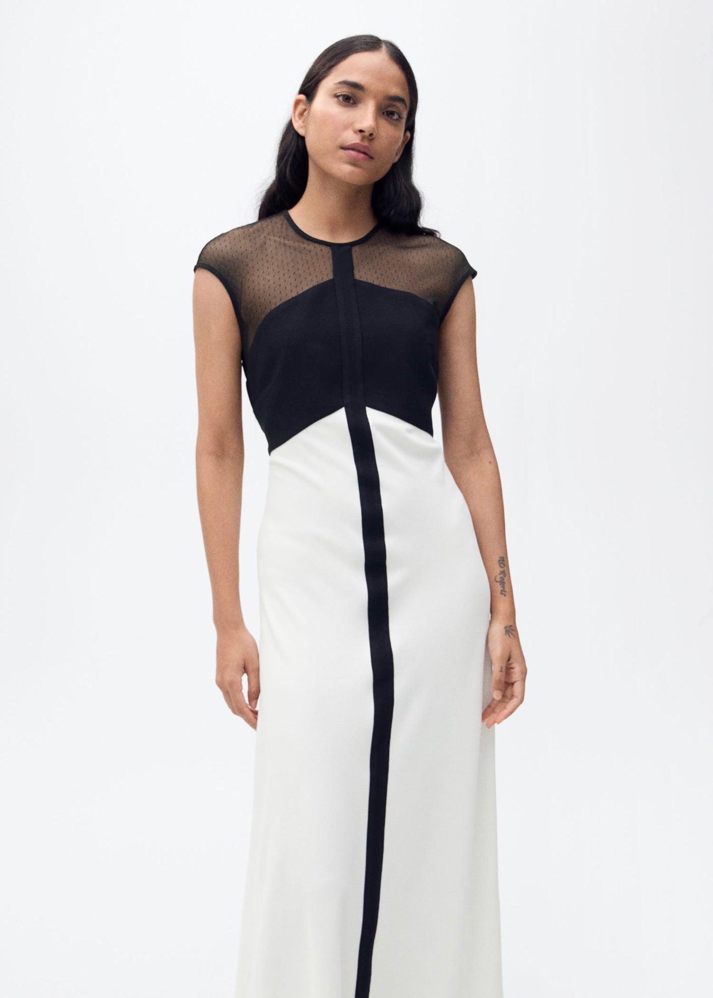 Robe Bicolore À Empiècements
