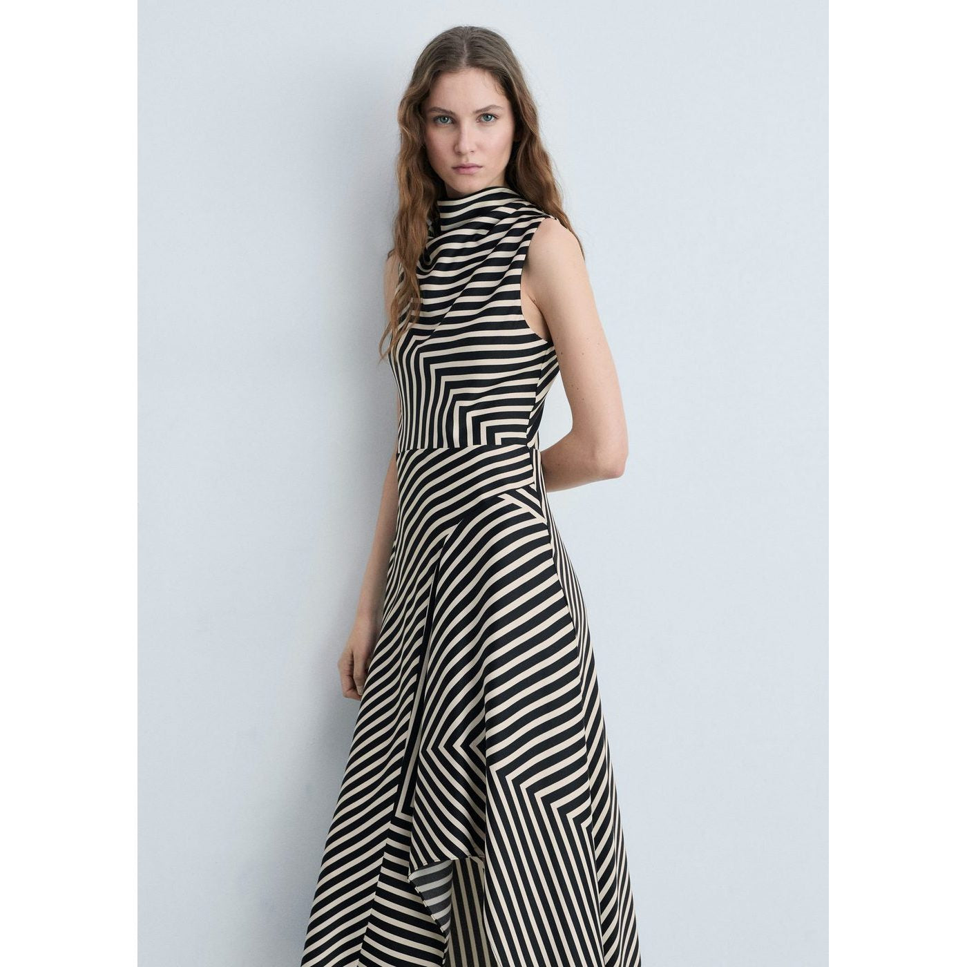 Robe Dunia - Black