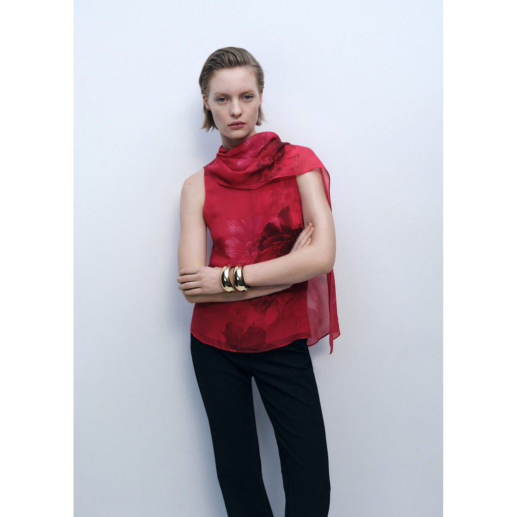 Blusa De Flores Con Fular
