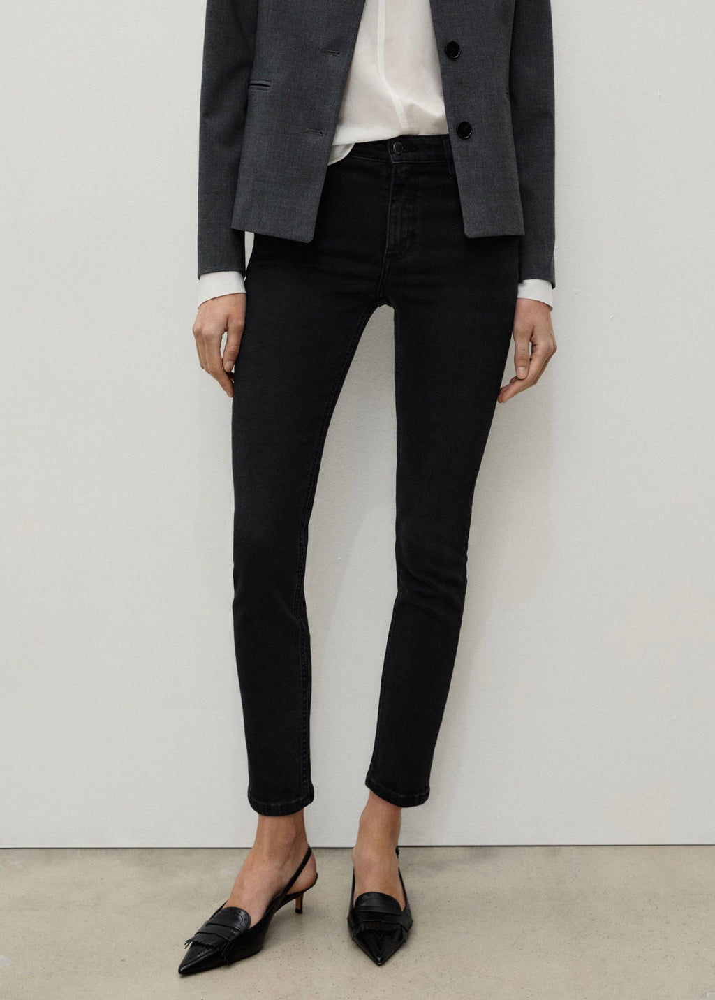 Vaquero Skinny Tiro Medio - Black Denim