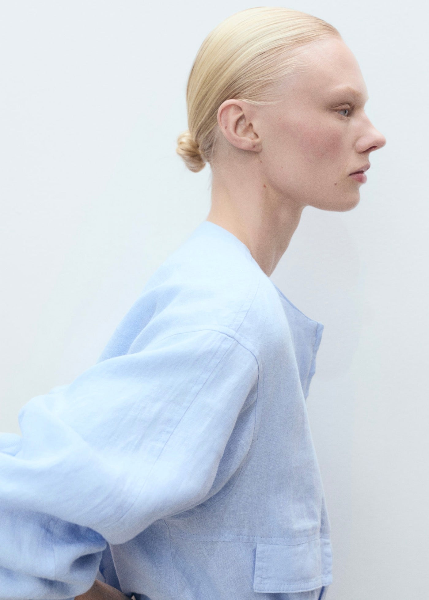 Short Linen Jacket with Pockets - Sky Blue