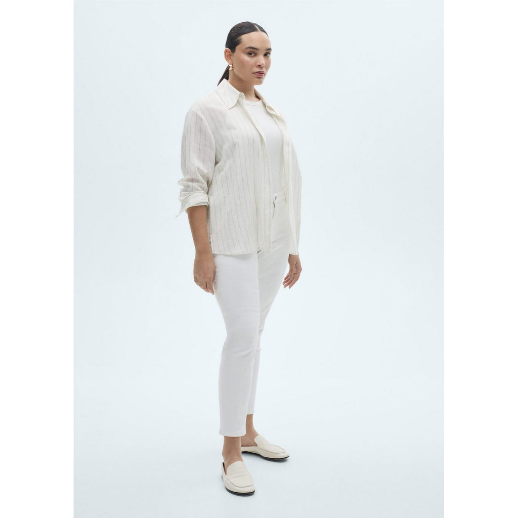 Jean Newisa - White
