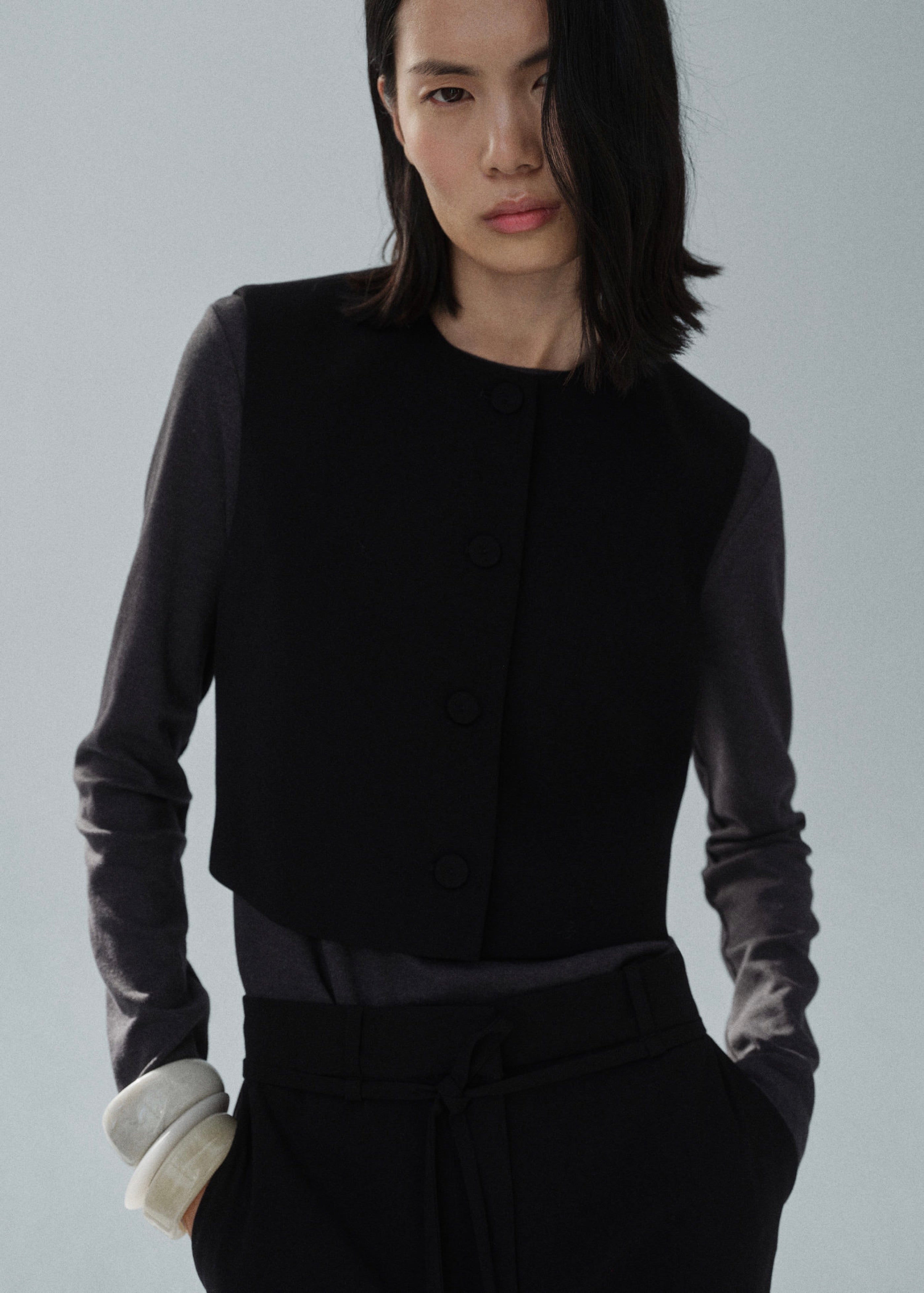Button-Down Suit Vest - Black