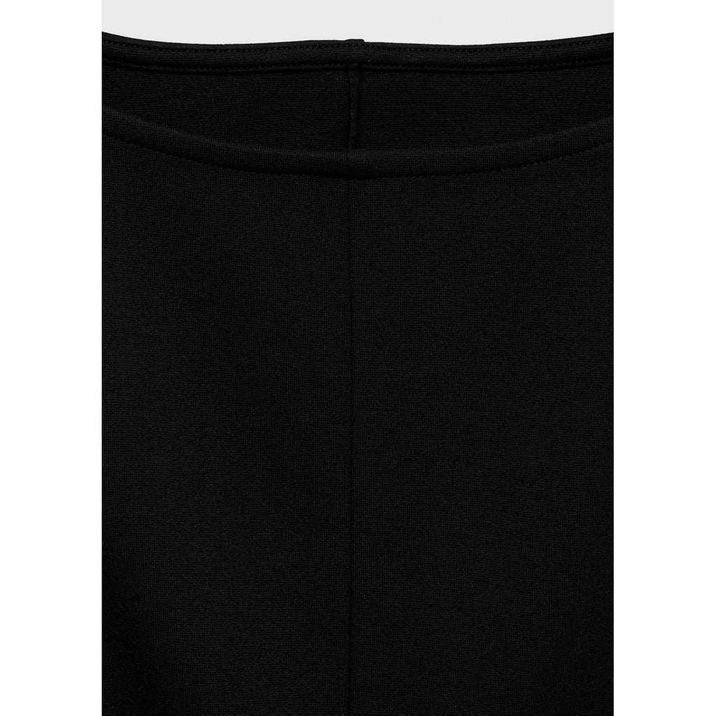 Top Péplum con Detalles de Costuras