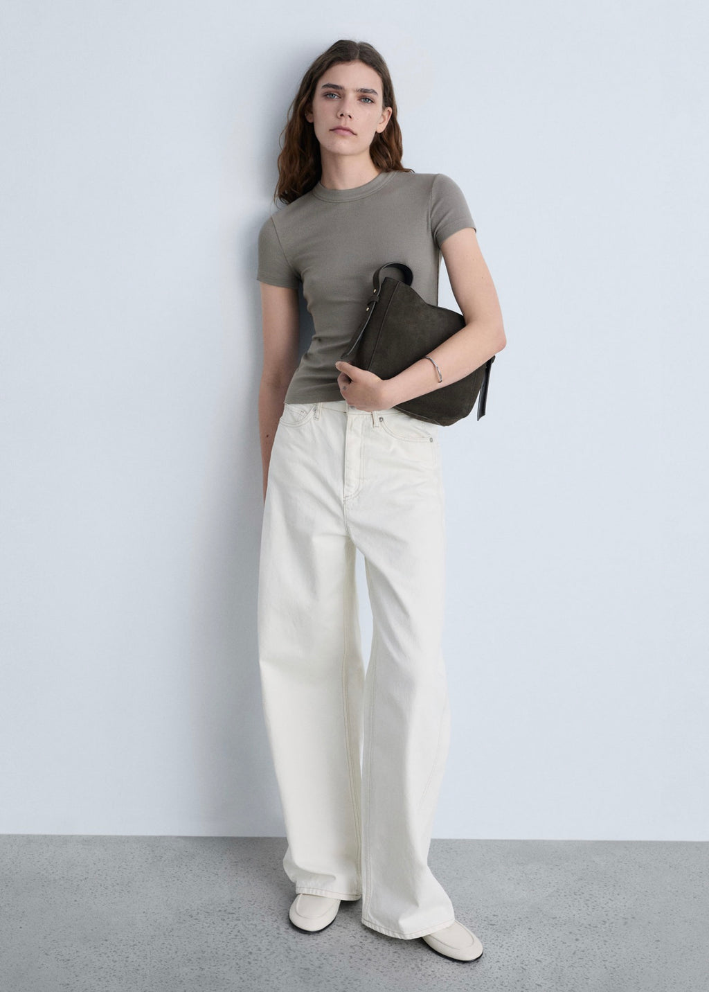Short-Sleeve Fitted T-Shirt - Light/Pastel Brown