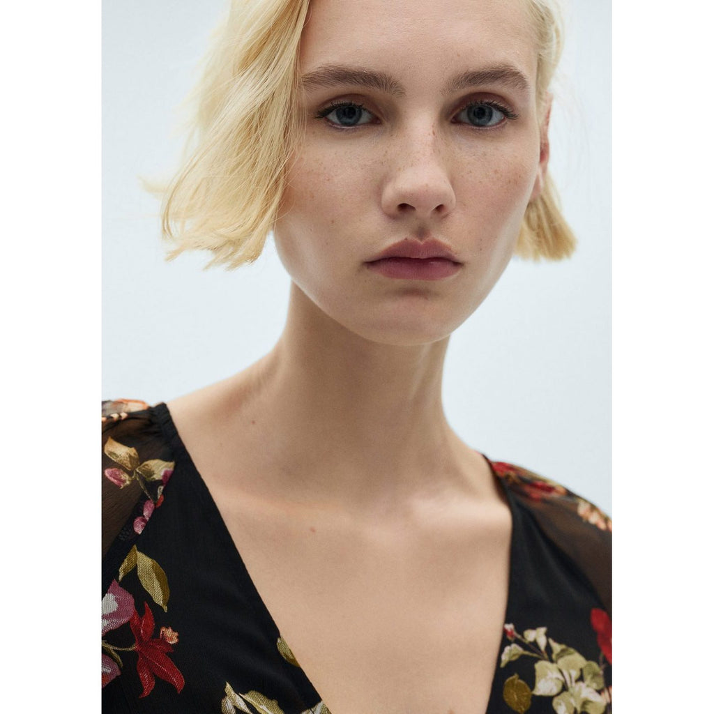 Robe Savage - Black