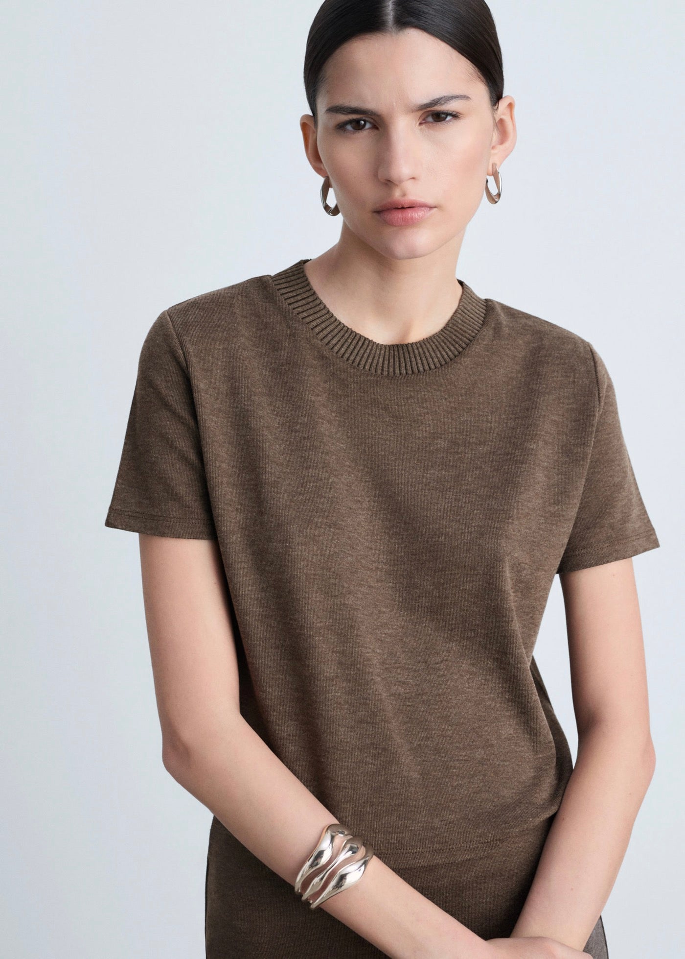 Camiseta Crop de Punto - Brown