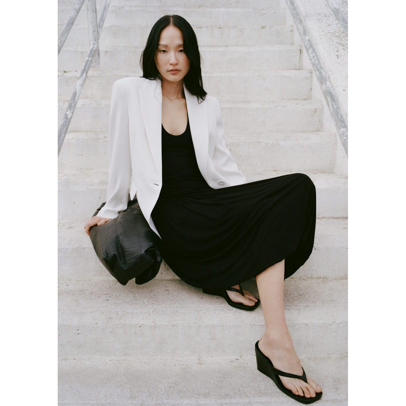 Robe Maya - Black