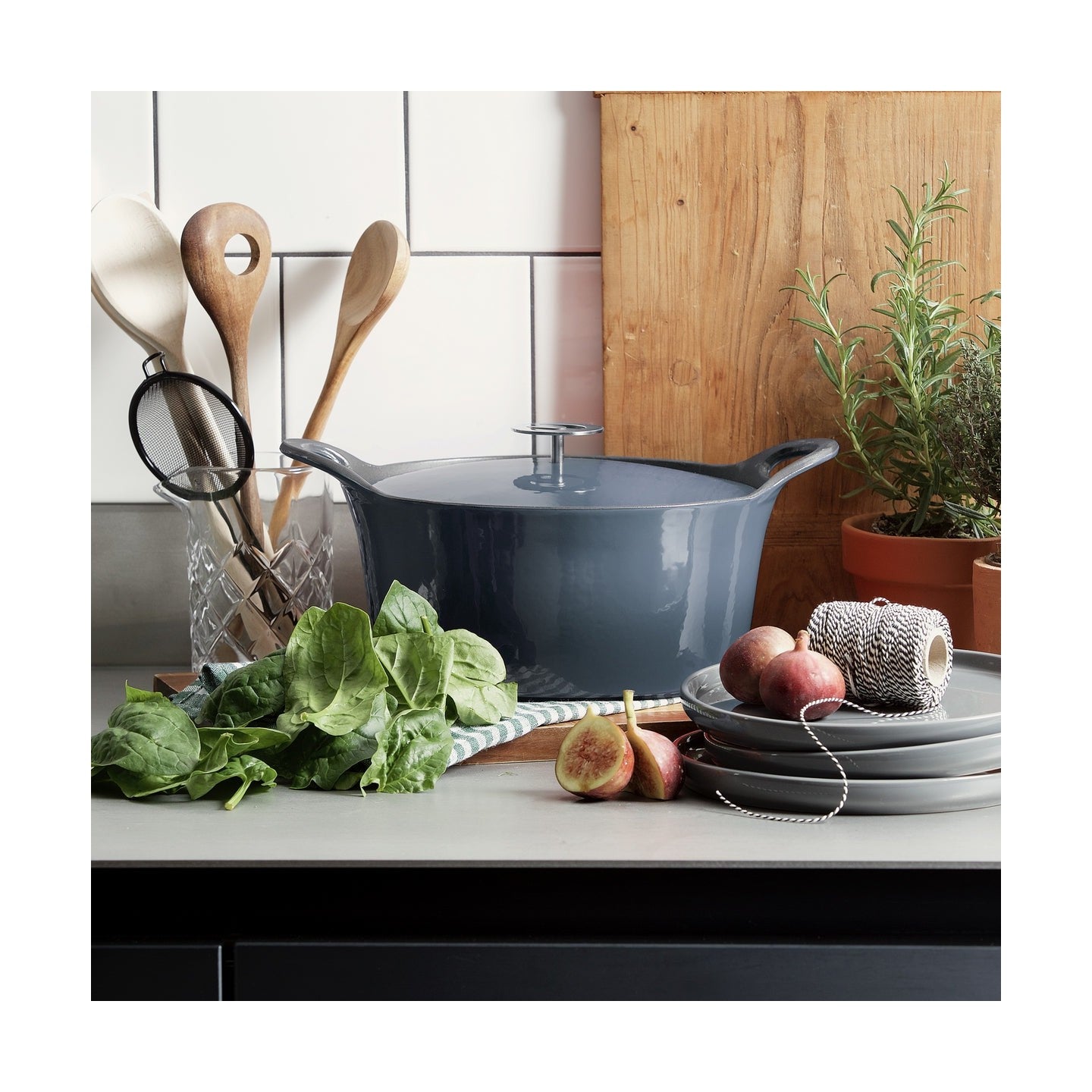 Volcan - Cocotte Ronde Fonte Avec Couvercle - 20cm - Bleu Denim