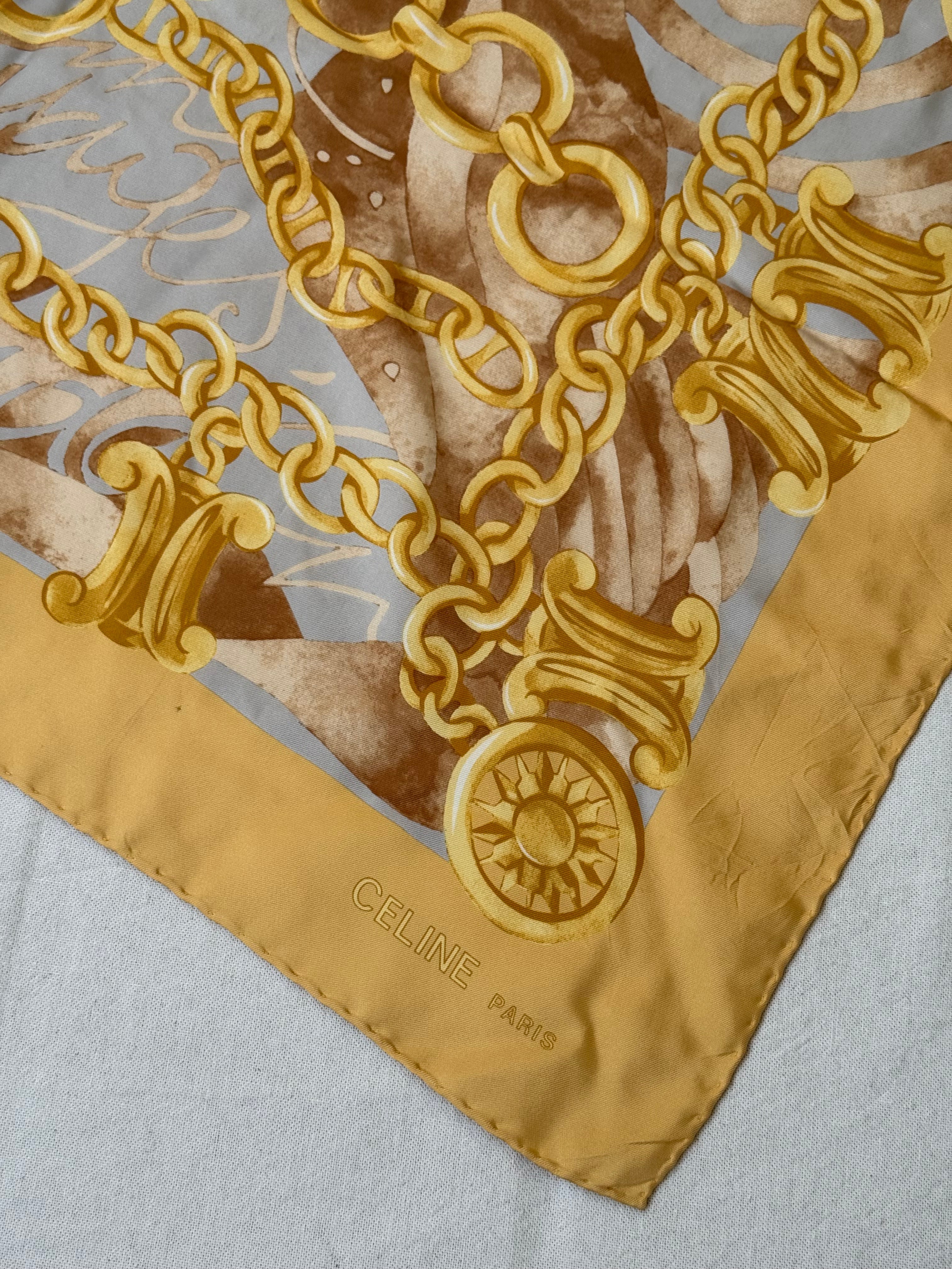 Bufanda Céline – Cadenas Y Medallones