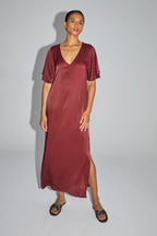 La Robe Maxi Ruby En Viscose Satinée Merlot Fabriquée En Italie