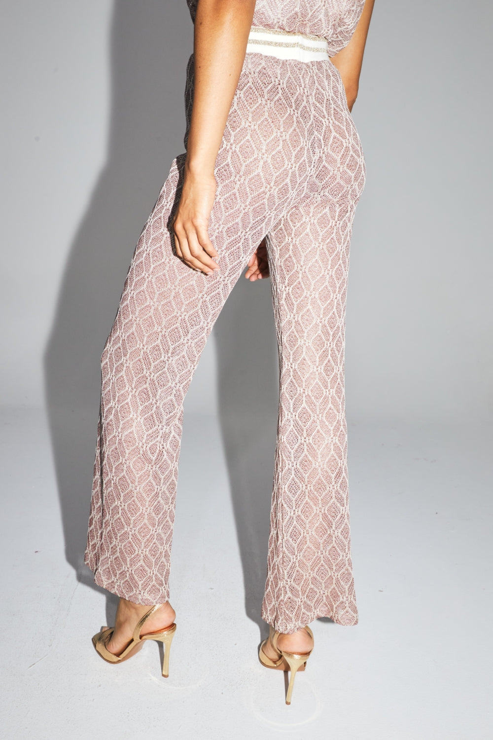 The Edwin Geo Knit Openwork Trousers Gold Burgundy