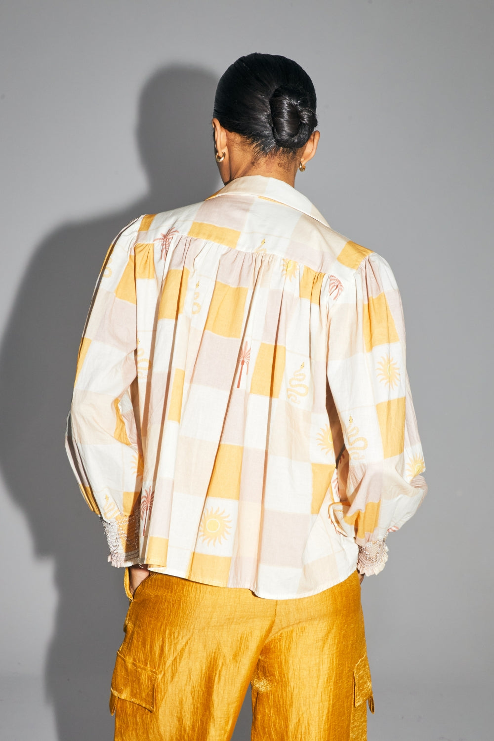 La Chemise Nadia En Coton Imprimé Helios Fabriquée En Italie