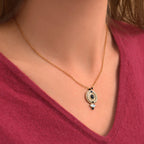 Collar Fino con Colgante Fujita - Blanco