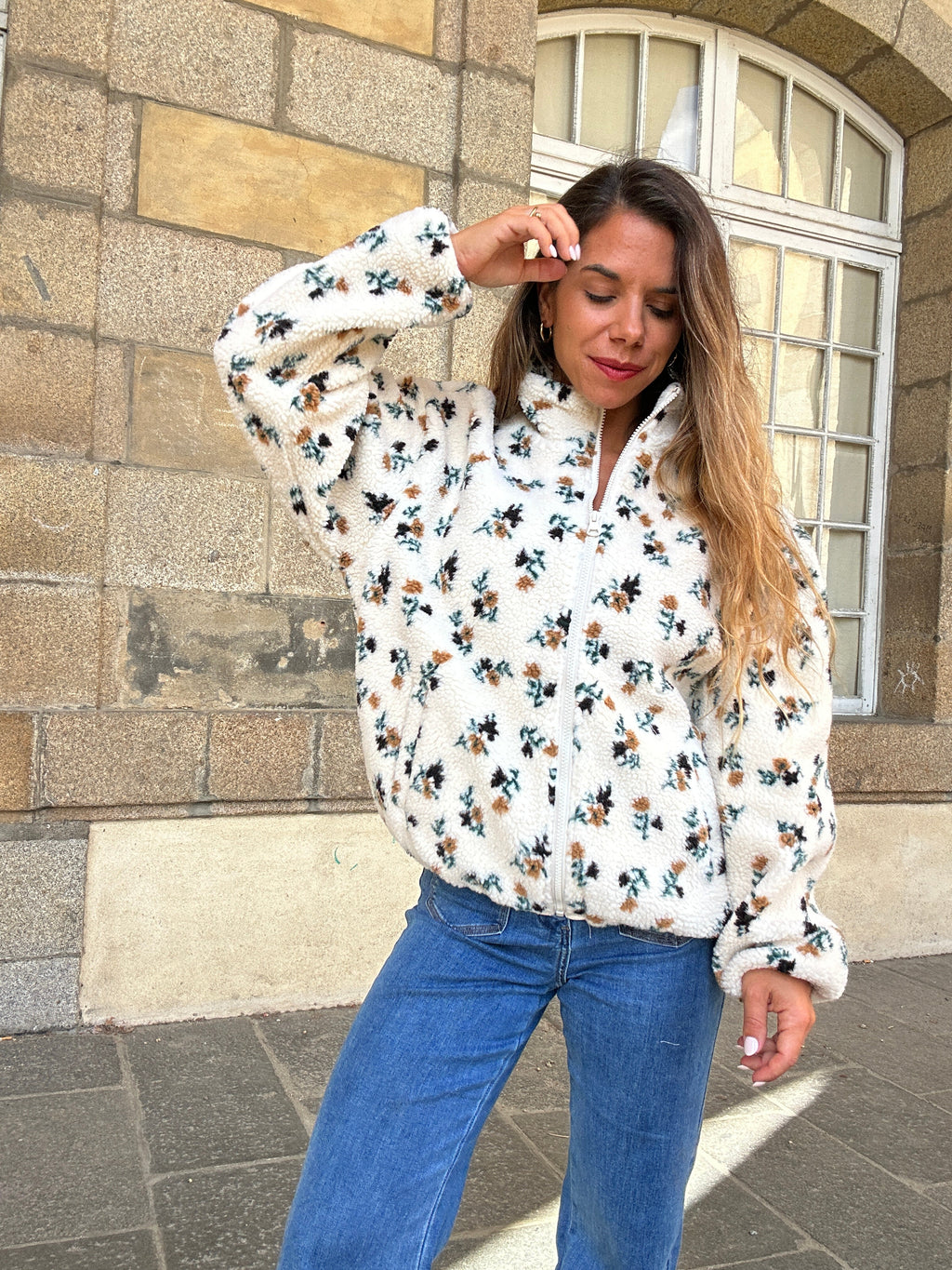 Chaqueta de borreguito con flores Eva