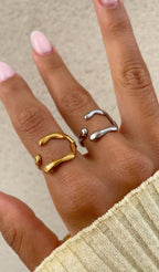Anello a uncino
