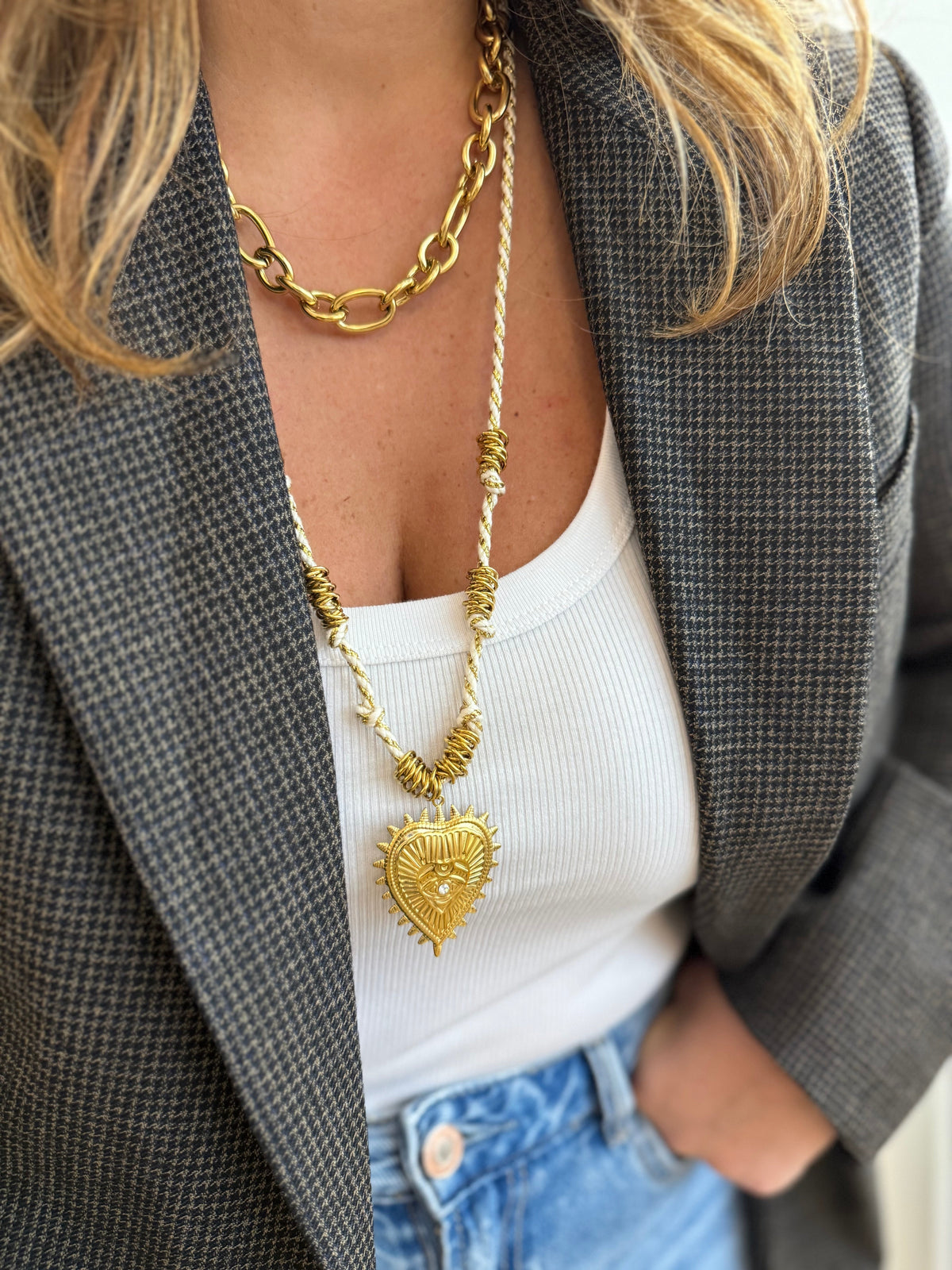 Robbie Necklace