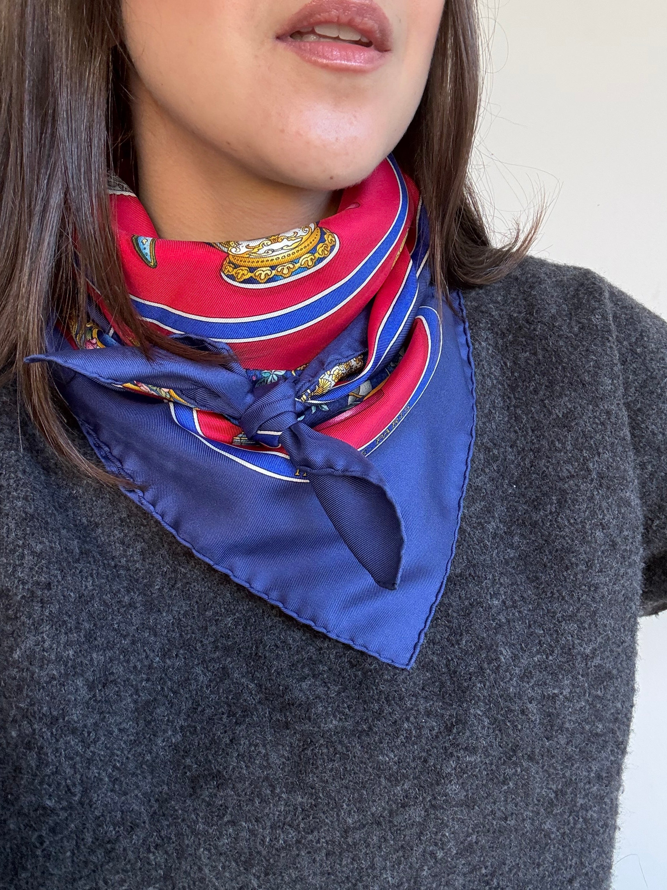 Bufanda Hermès – Modelo Flacons