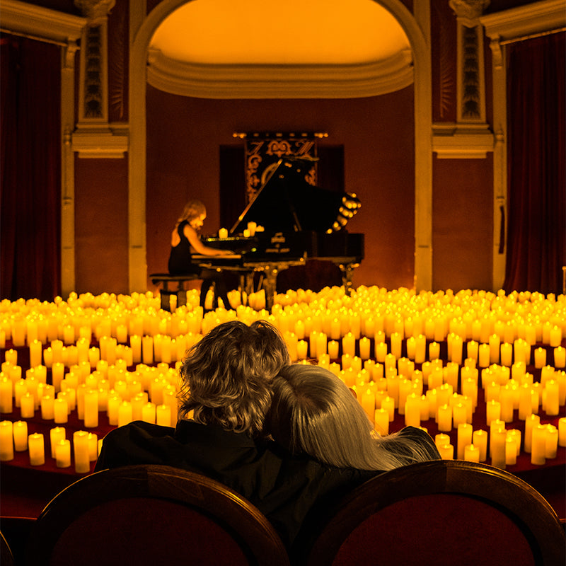 Carte-Cadeau Candlelight - Concerts Signature (Ex: Eiffel Tower) - 2 personnes - Proche de l'orchestre