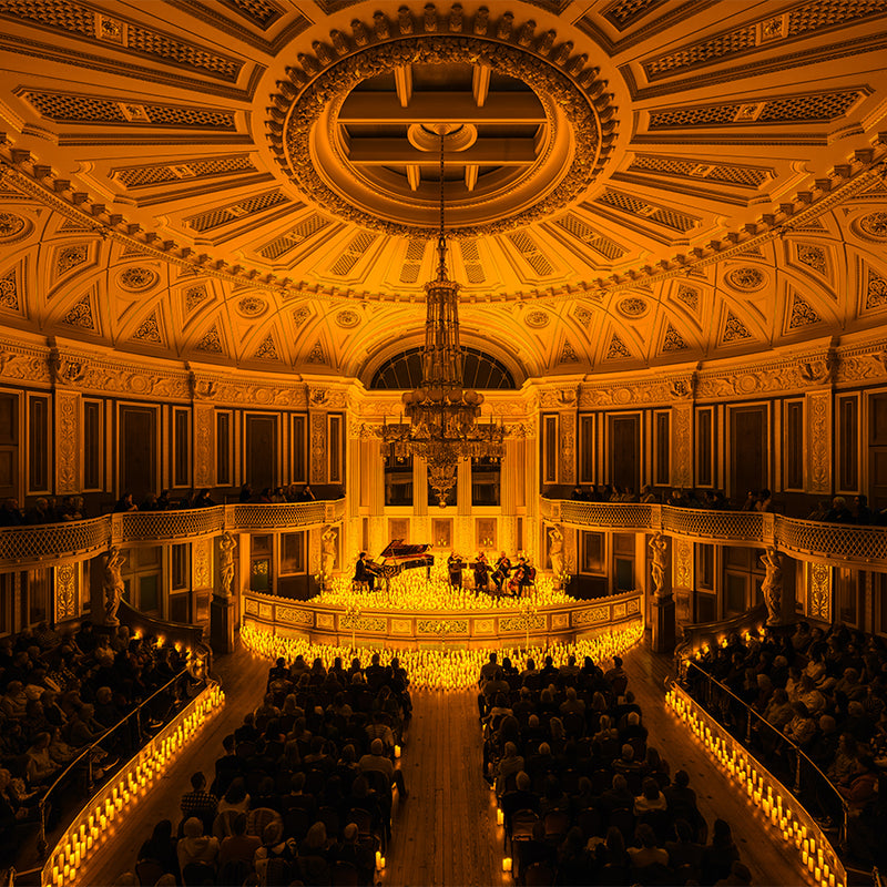 Carte-Cadeau Candlelight - Concerts Signature (Ex: Eiffel Tower) - 2 personnes - Proche de l'orchestre