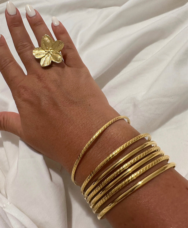 Set of 7 Gold Chicana Bracelet