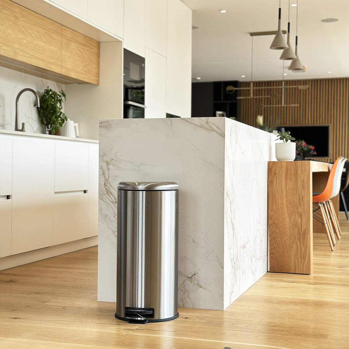 Papelera con pedal Urban de acero inoxidable - 30L - Plata