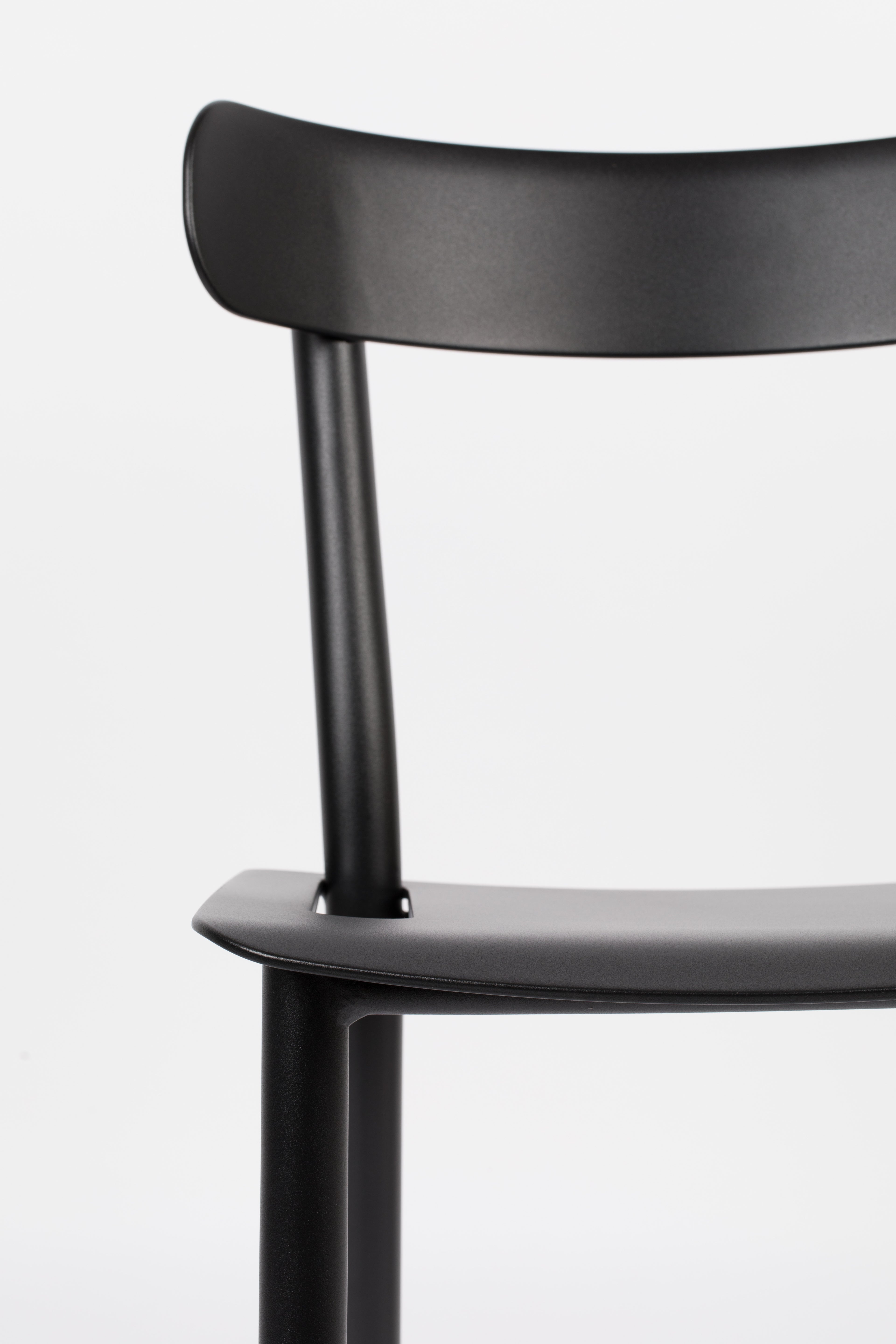 Friday - Outdoor Chair - Aluminum - Black