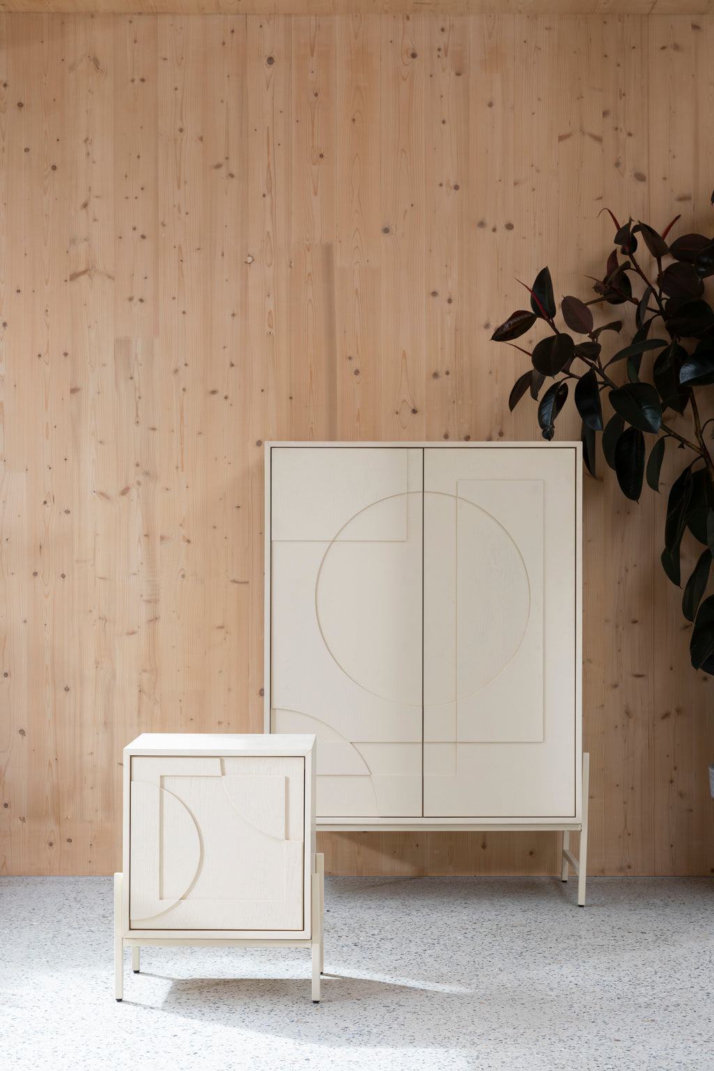 Faces - Side Table - Solid Oak - Beige