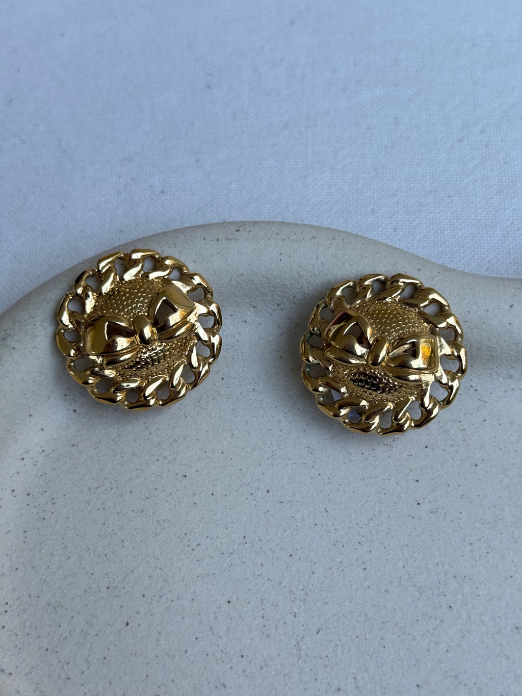 Vintage Nina Ricci Earrings - Gold With Central Bow