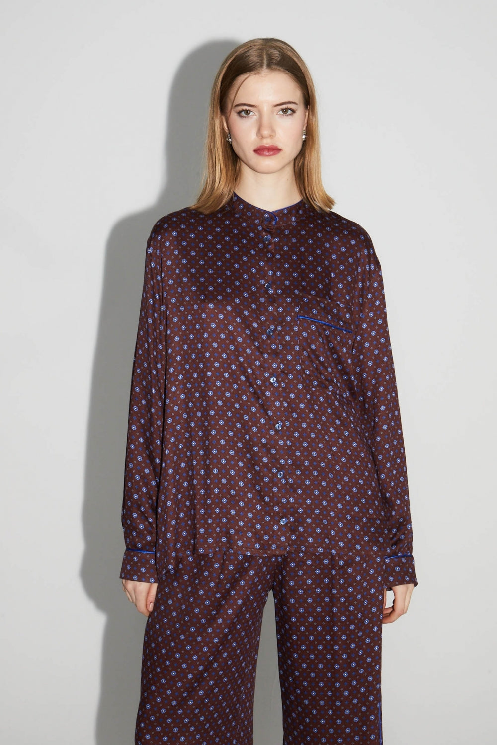 Le Sweatshirt Eddie Broderie Leo Black
