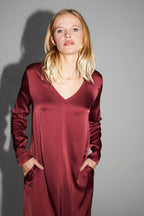 Maxi Dress Satin Viscose Stretch Bordeaux Fabriquée En Italie