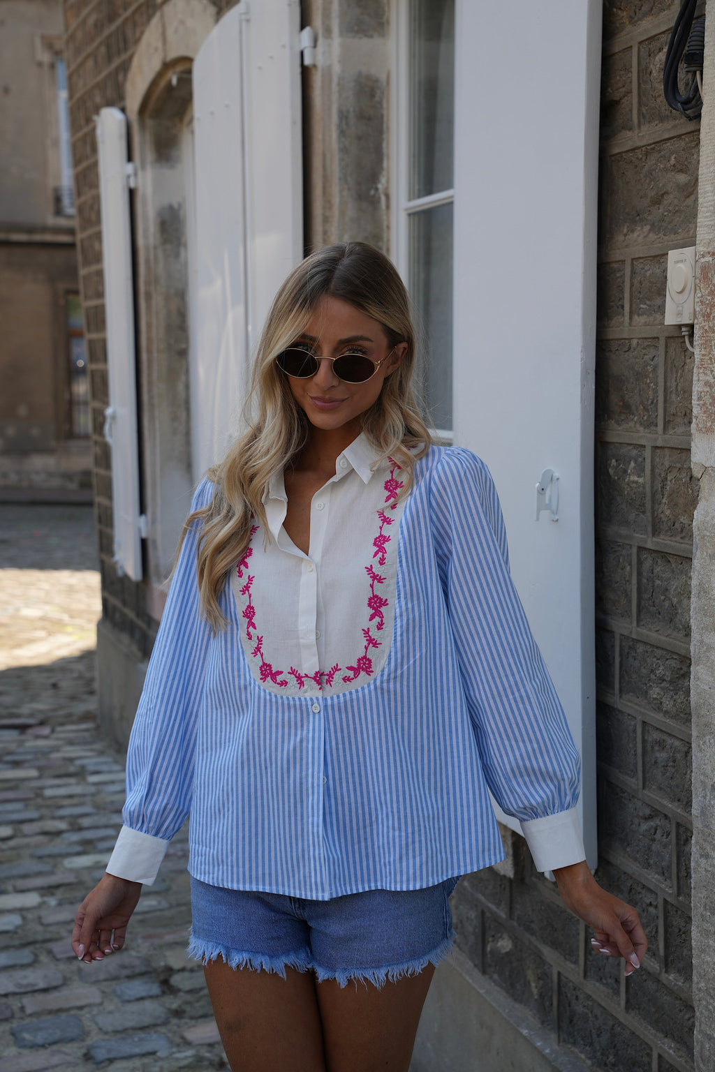 Chemise Brodée Valeria - Bleue