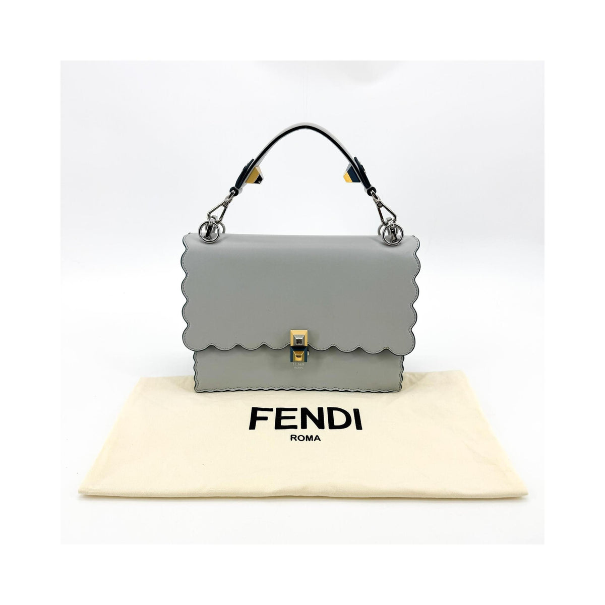 Sac À Main Fendi Kan I Medium Cuir - Gris