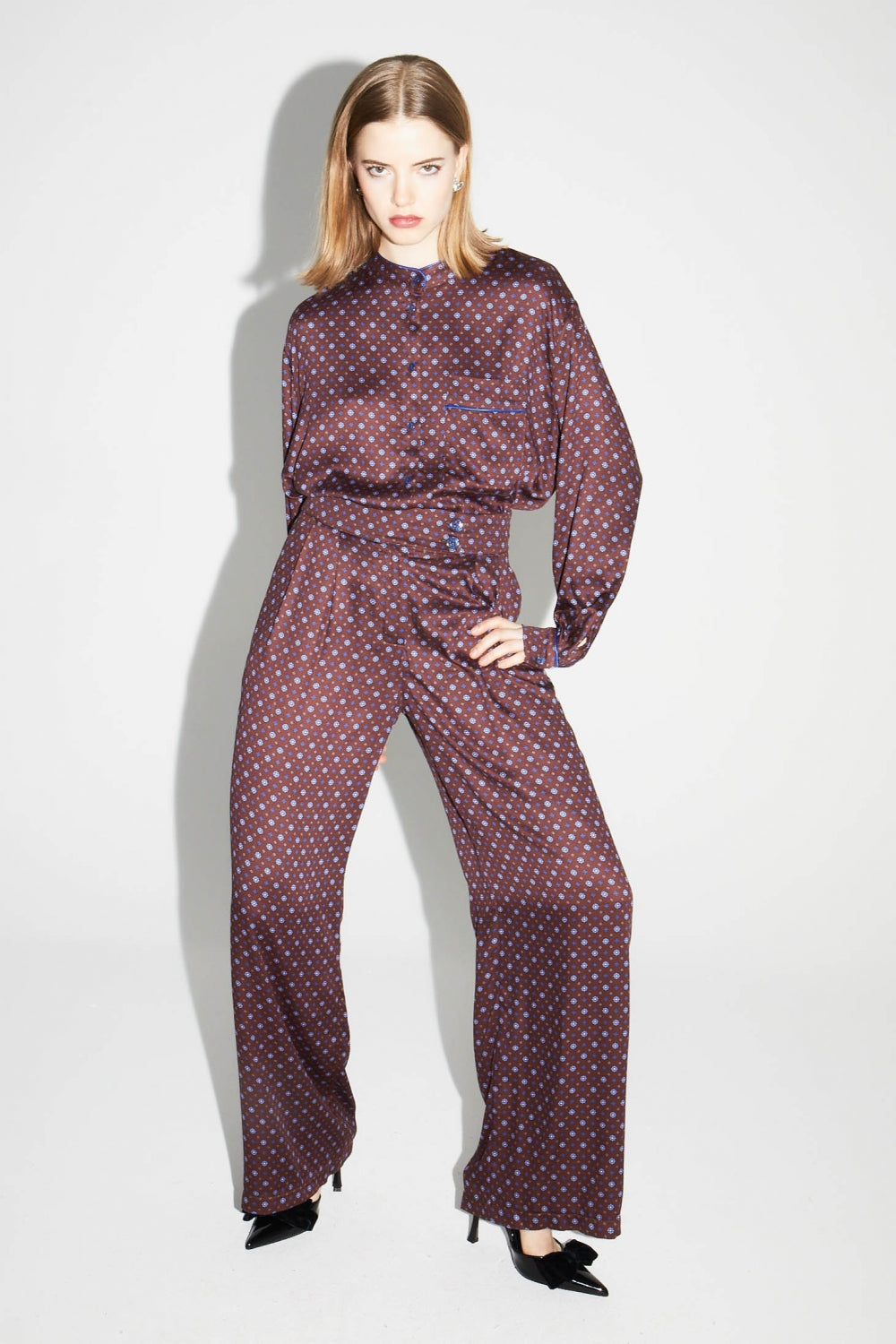 Pantalon Charlie Bordeaux Print Geo Blue, Fabriqué En Italie