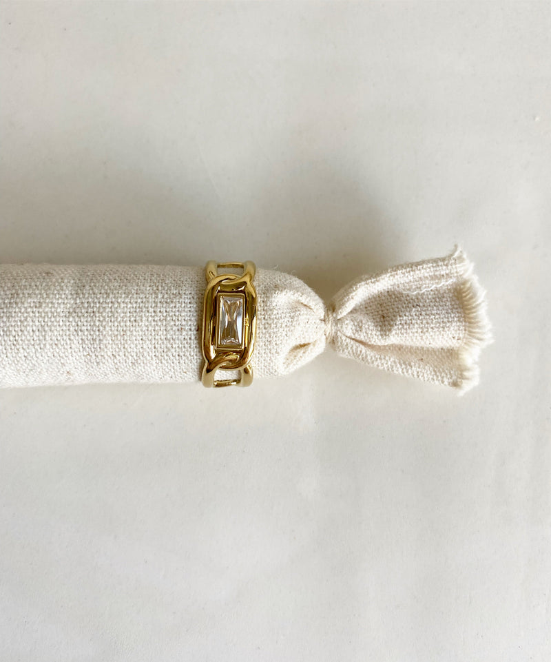 Dominique ring