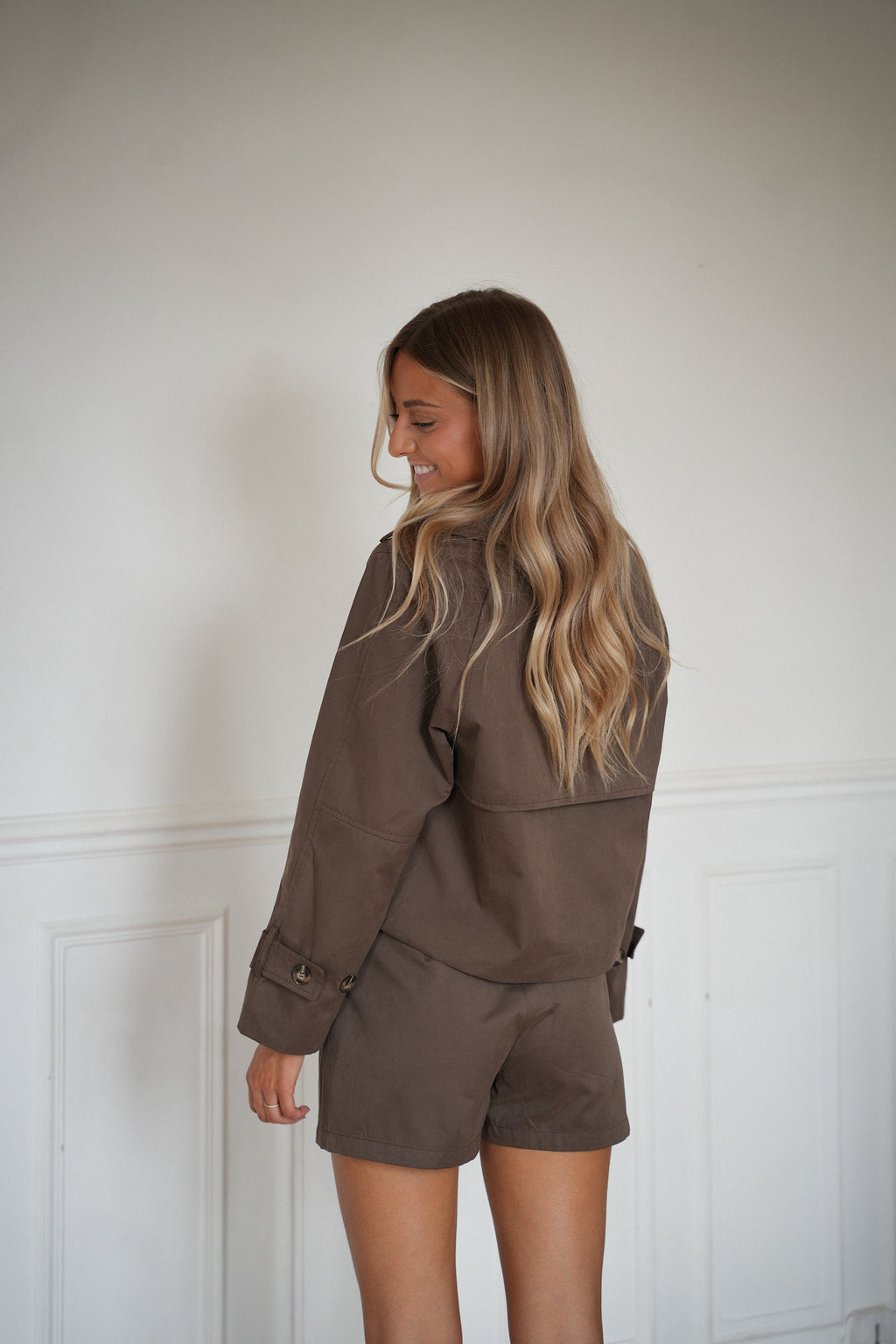 Amandine Chocolat - Short Trench Coat