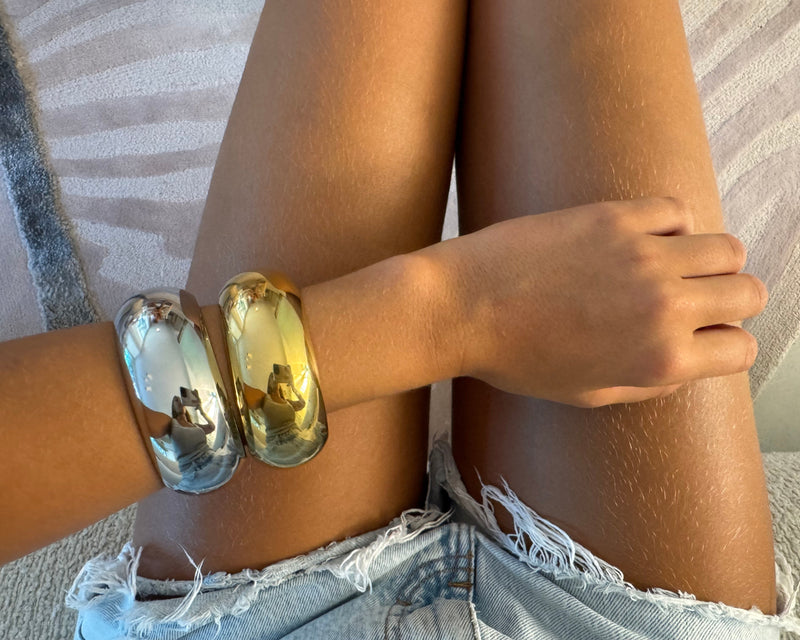 Pulsera de plata atrevida