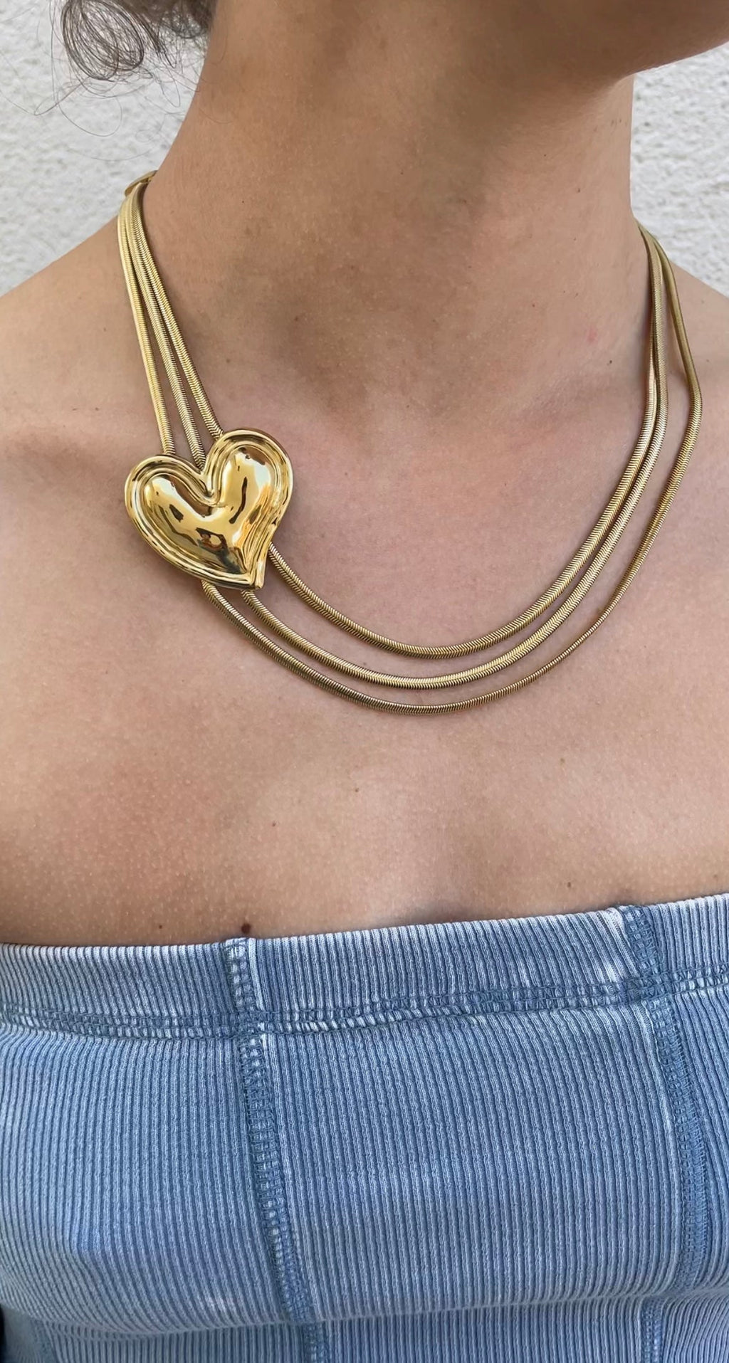 Collar de tres cadenas de serpiente