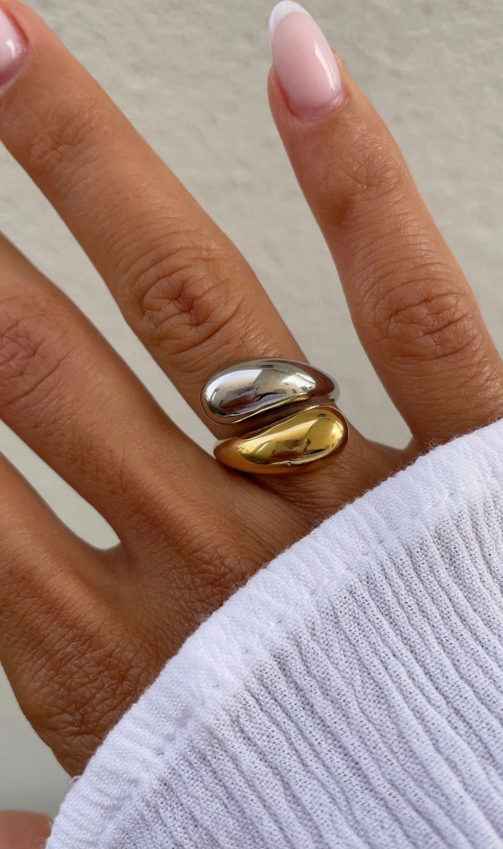 Touch ring