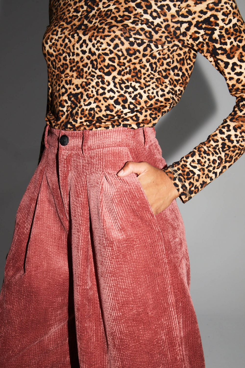 Pantalon Astrid Velours Vintage Cognac Doux Fabriqué En Italie