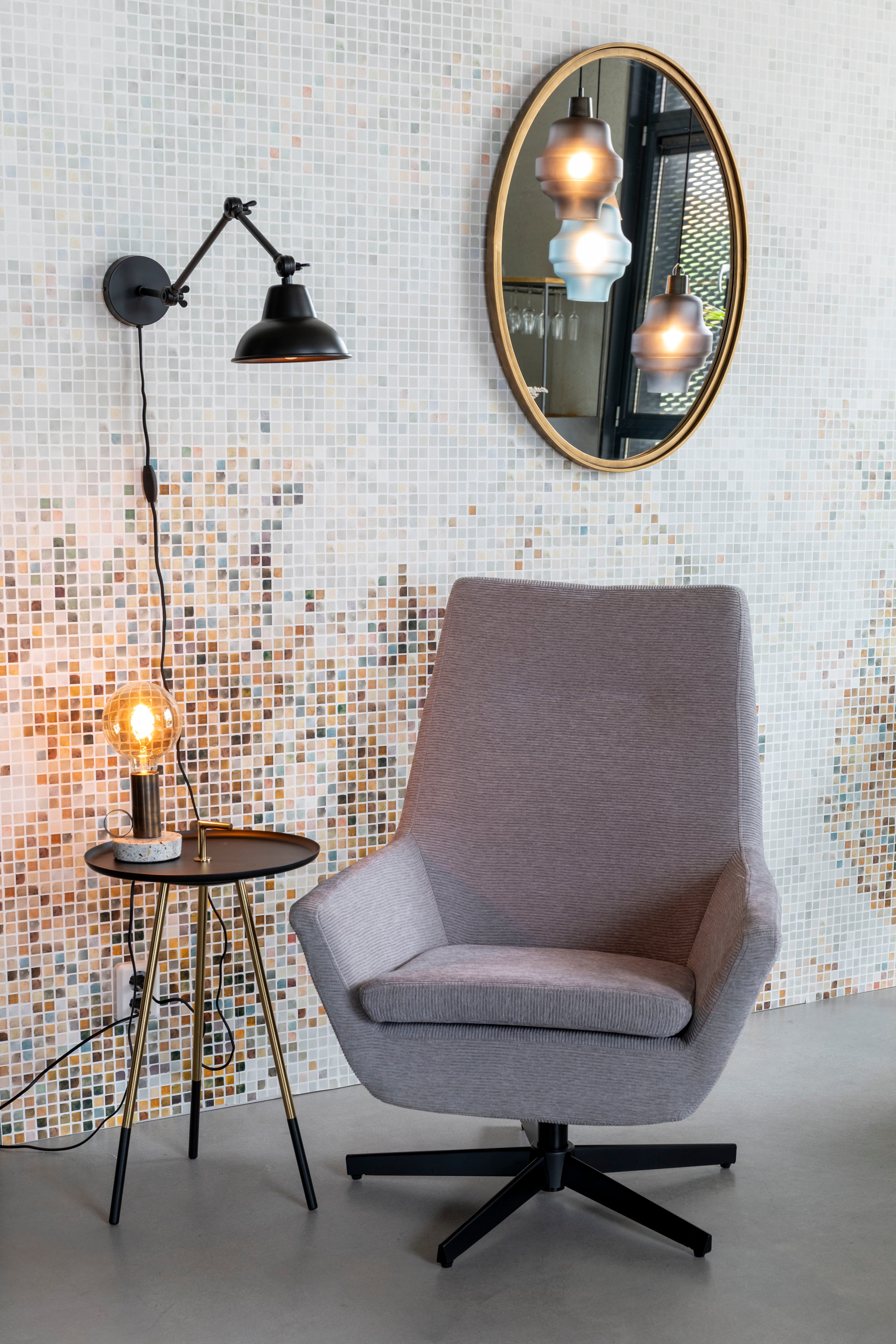 Xavi - Wall Light - Iron - Black