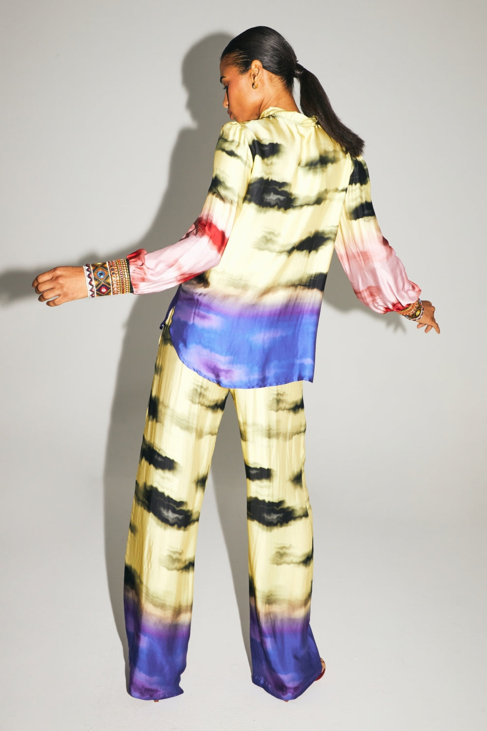 Pantalones Aurora con estampado Tie And Dye de The Funky
