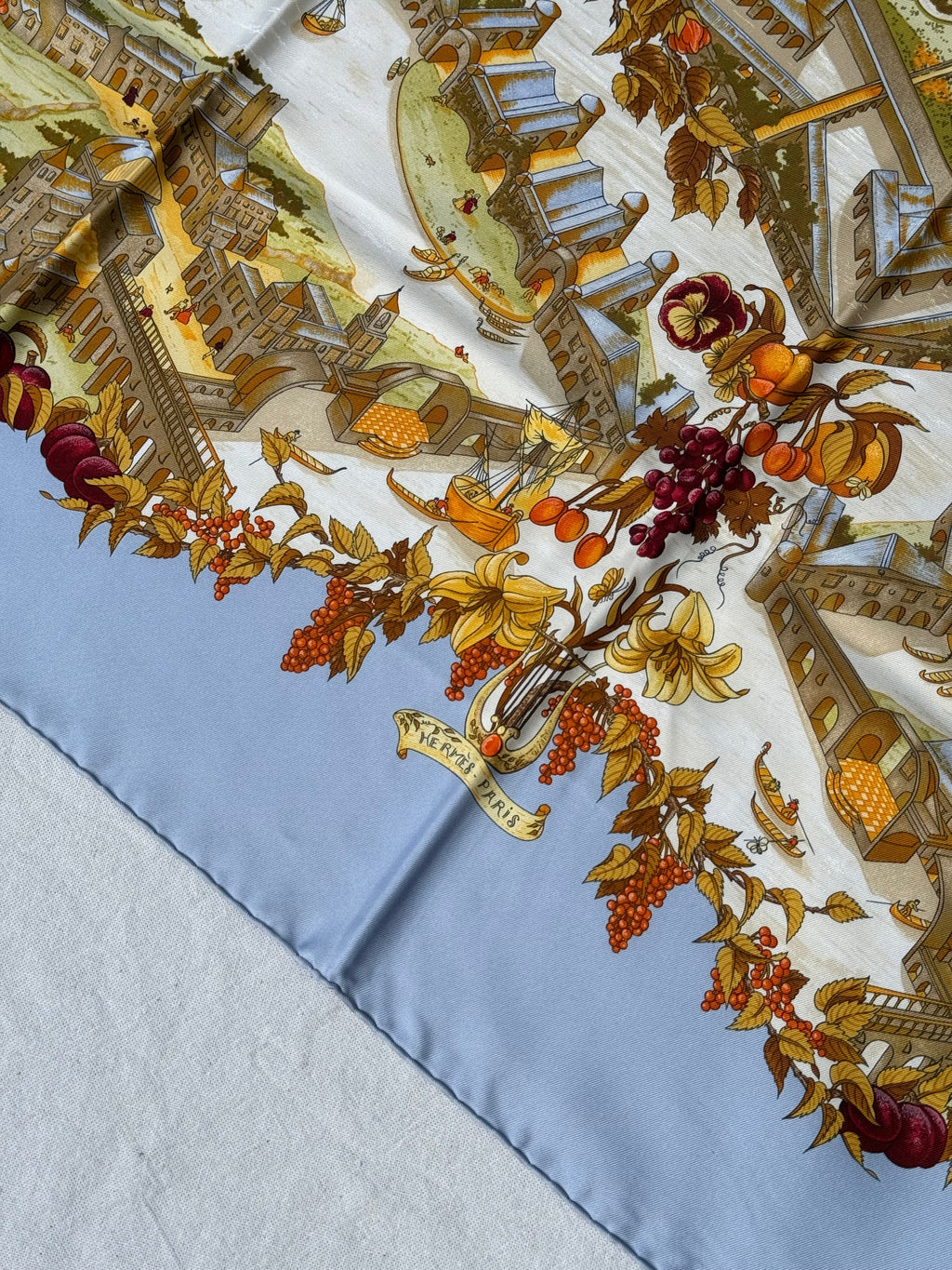 Foulard Hermès – Modèle Au Pays De Cocagne